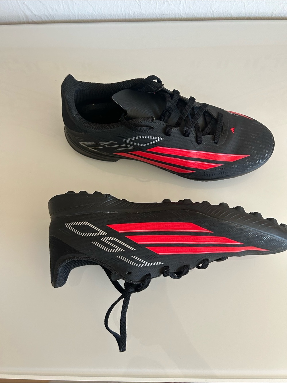 adidas Kids Black and Red Turf Soccer Shoes excellent condition 6